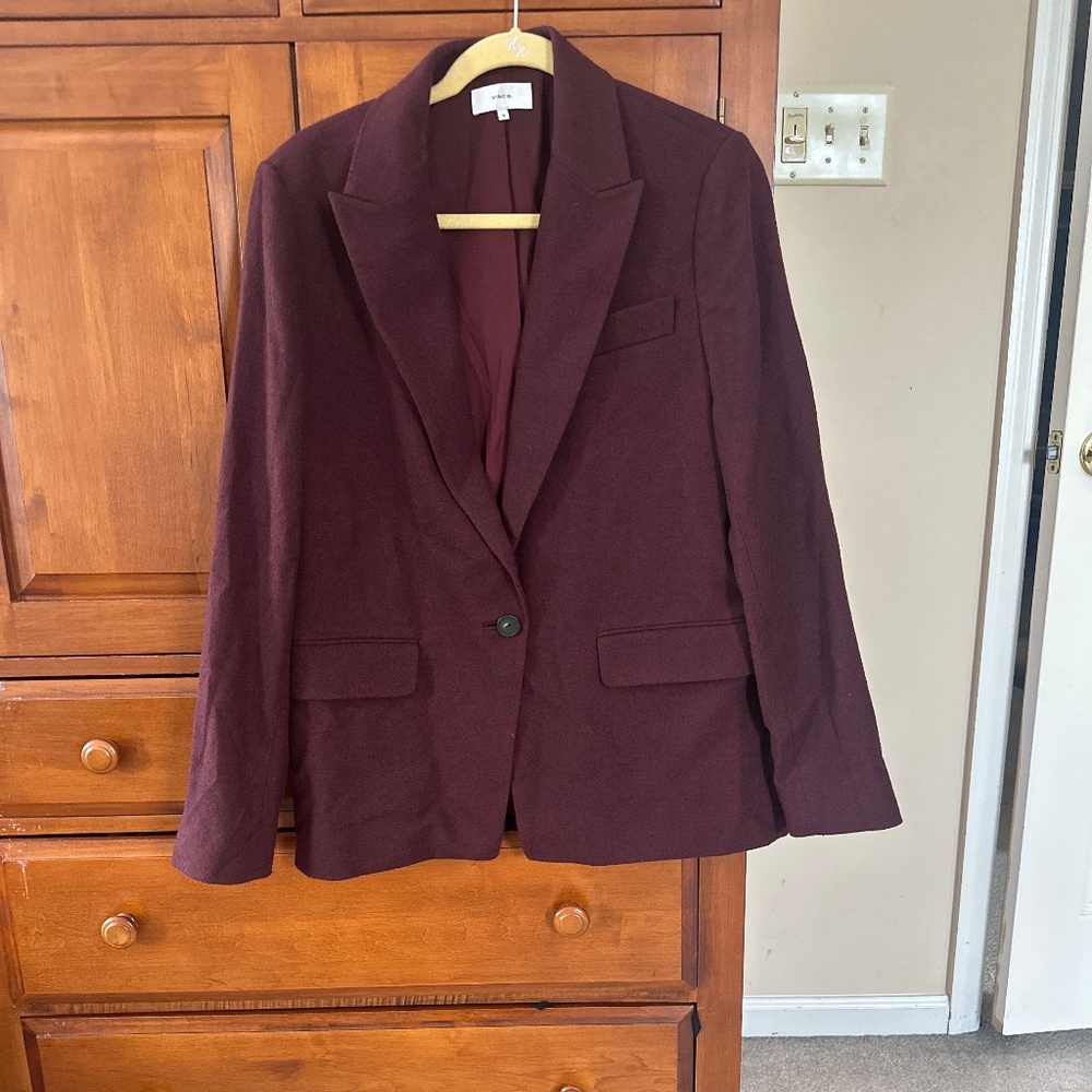 Vince Burgundy wool blend blazer Italian fabric Size 10